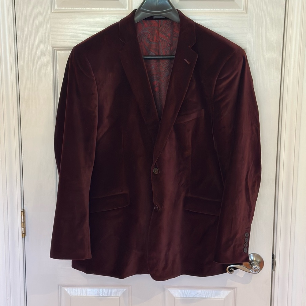 Men’s Red Velvet Jacket size 48 R